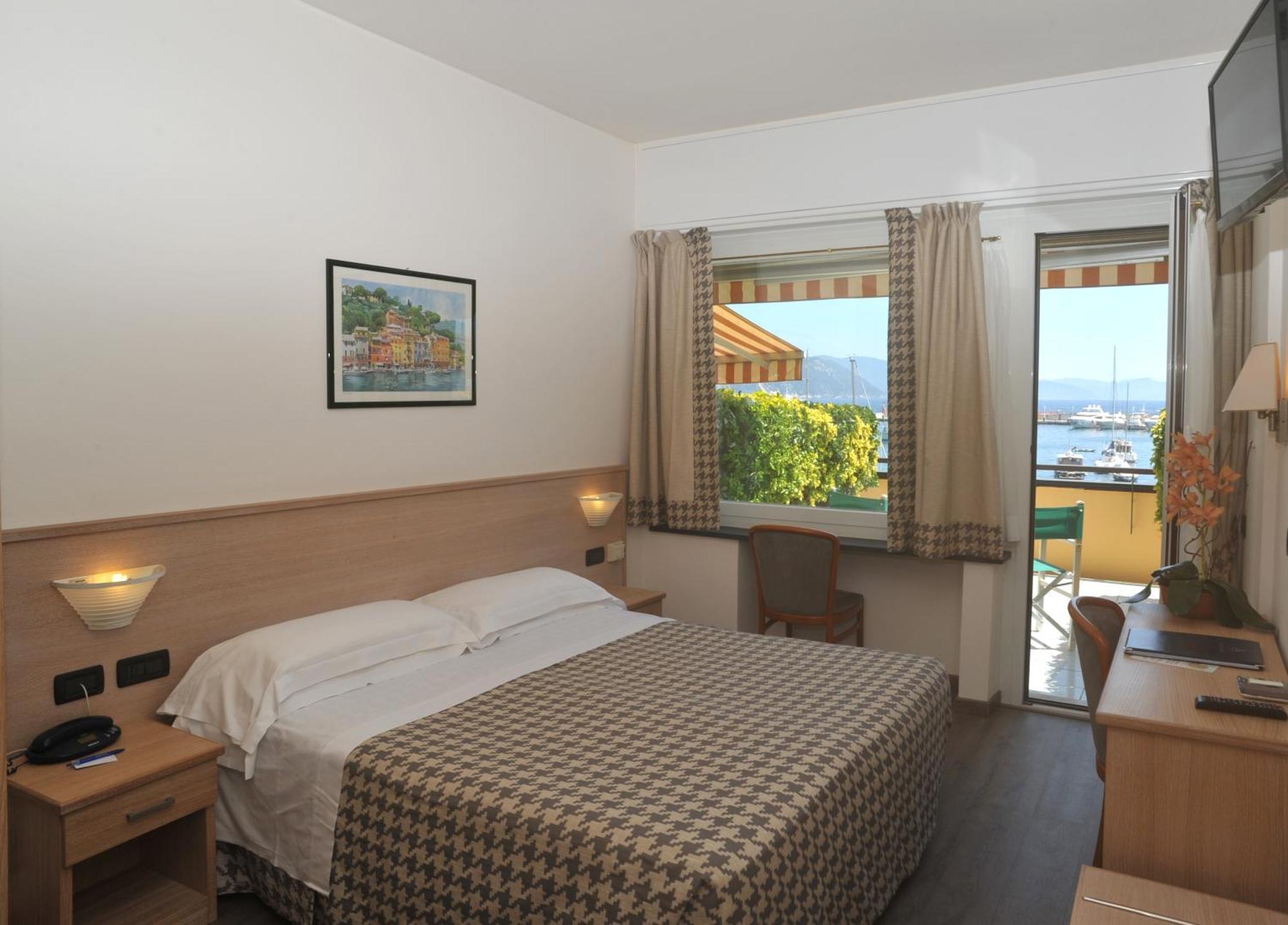 Double or Twin Room with Balcony and Sea View,53831092:JPEG